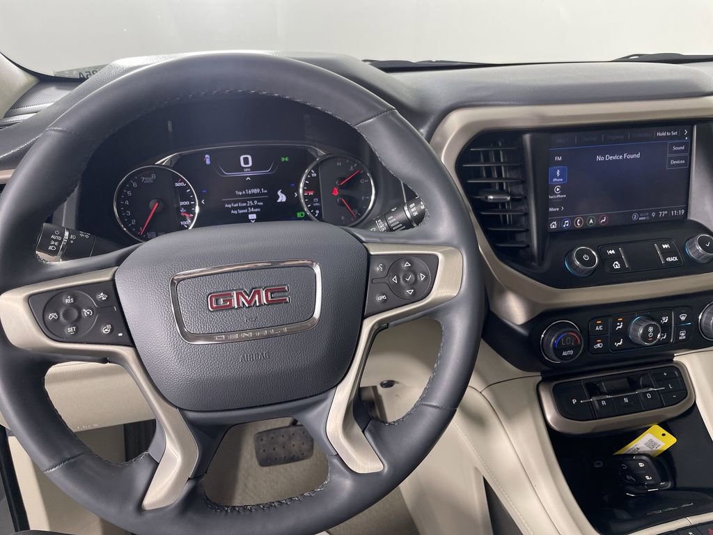 Used 2023 GMC Acadia Denali w/ Denali Ultimate Package image 11