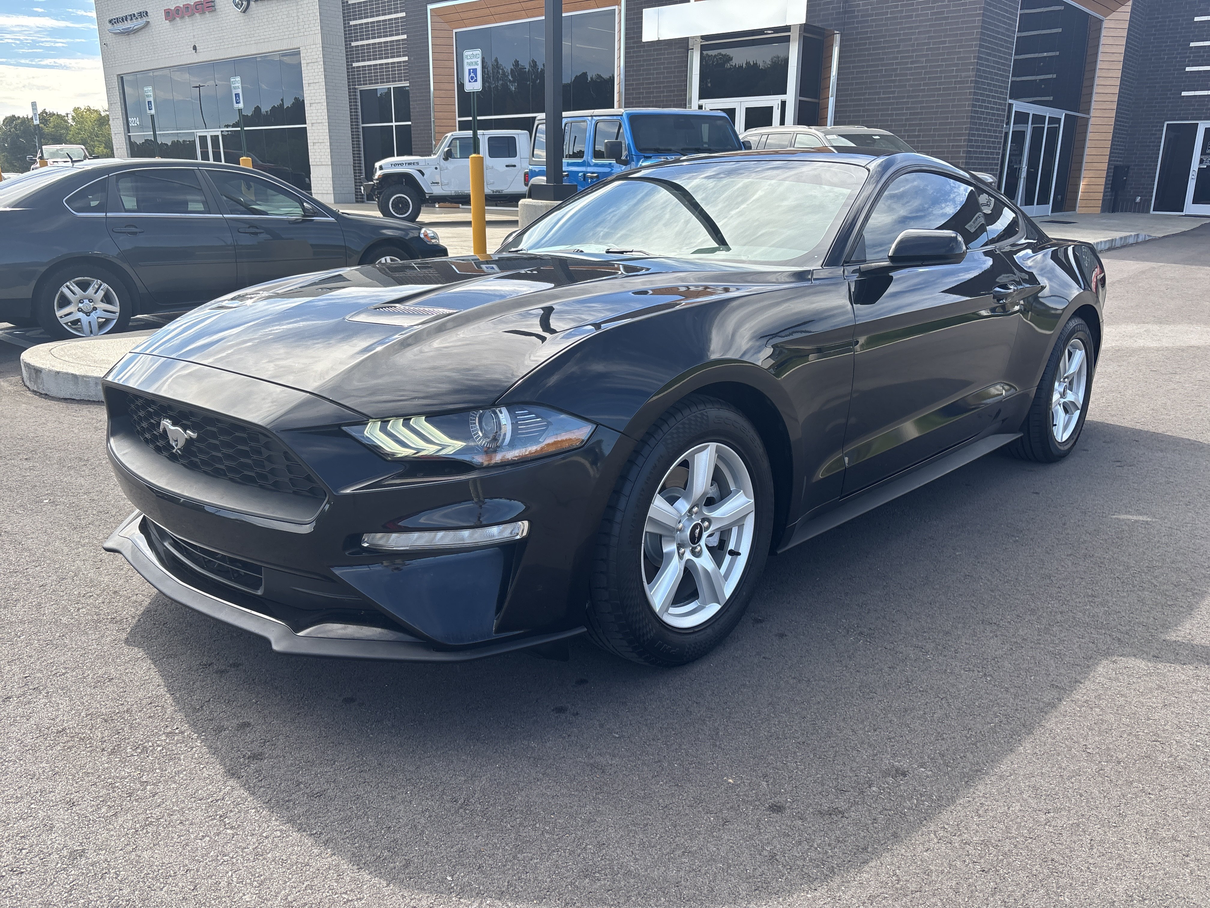 Used 2019 Ford Mustang Coupe RWD 360° Tour