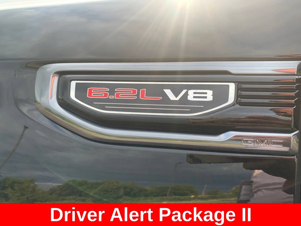 Used 2022 GMC Sierra 1500 AT4 w/ AT4 Premium Package AWD/4WD image 7