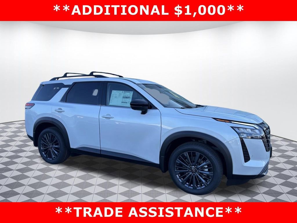 New 2026 Nissan Pathfinder SL image 1