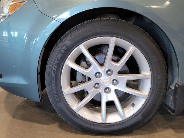 Used 2009 Chevrolet Malibu LTZ FWD image 13