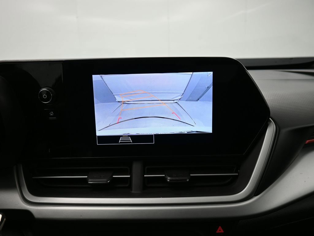 Used 2024 Chevrolet Trax RS w/ Driver Confidence Package image 24