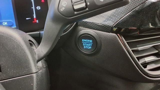 Used 2025 Ford Escape ST-Line image 35