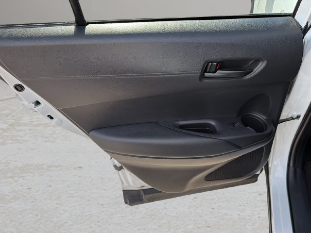 Used 2023 Toyota Corolla Cross AWD Hybrid image 16