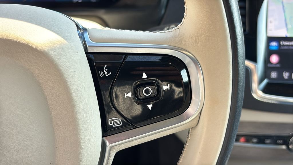 Certified 2023 Volvo XC90 B6 Plus w/ Protection Package AWD/4WD image 17