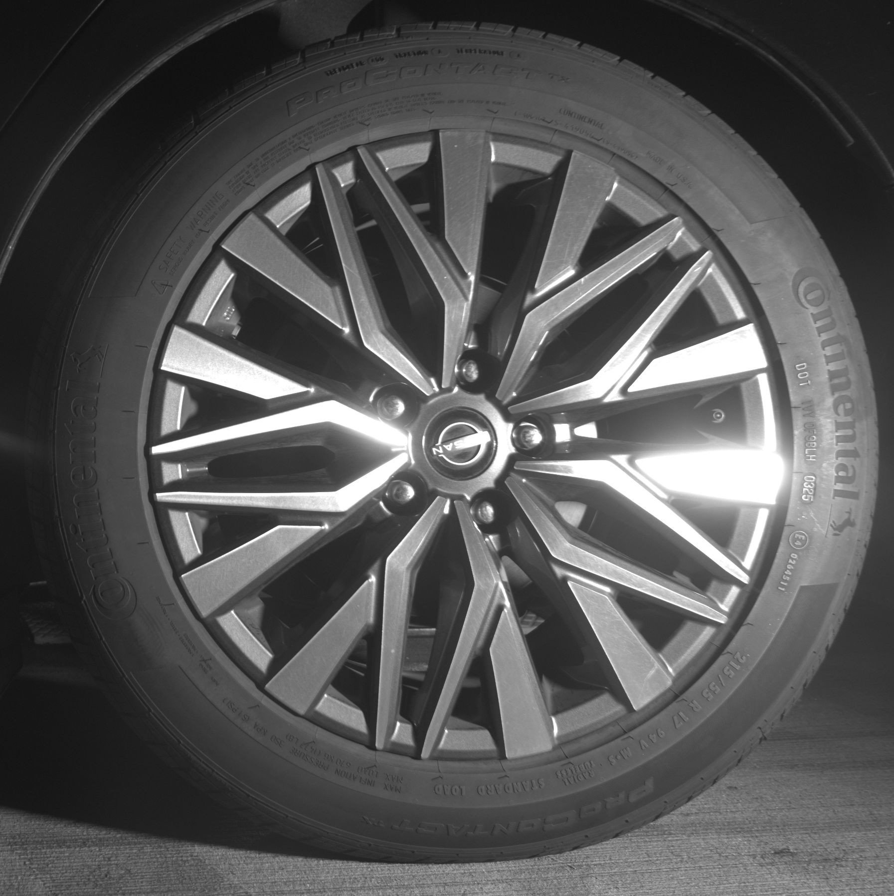 Used 2025 Nissan Altima 2.5 SV FWD image 14