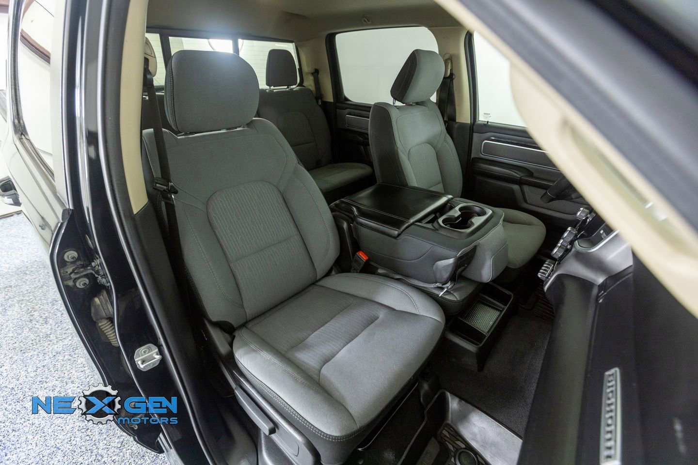 Used 2019 RAM 1500 Big Horn image 41