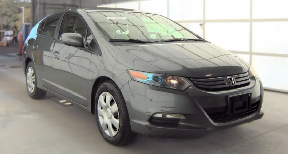 Used 2010 Honda Insight LX image 2