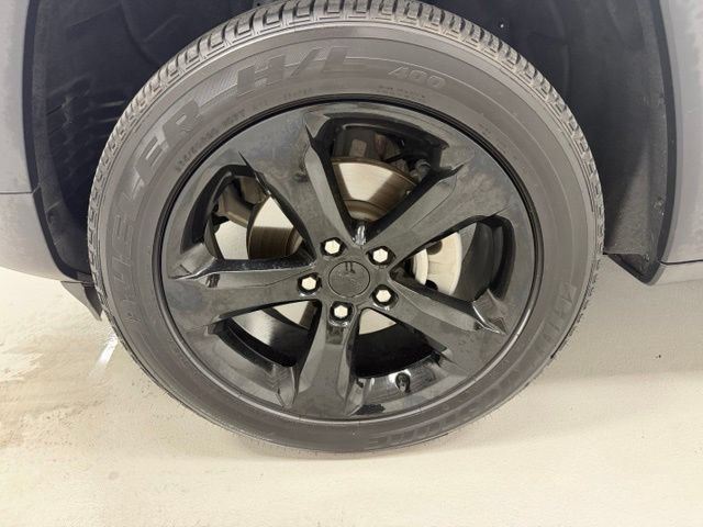 Used 2023 Jeep Grand Cherokee Altitude AWD/4WD image 20