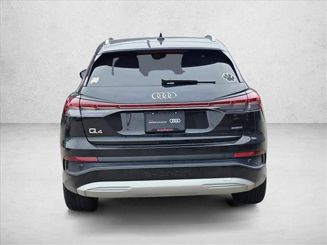 Certified 2022 Audi Q4 e-tron Prestige image 6