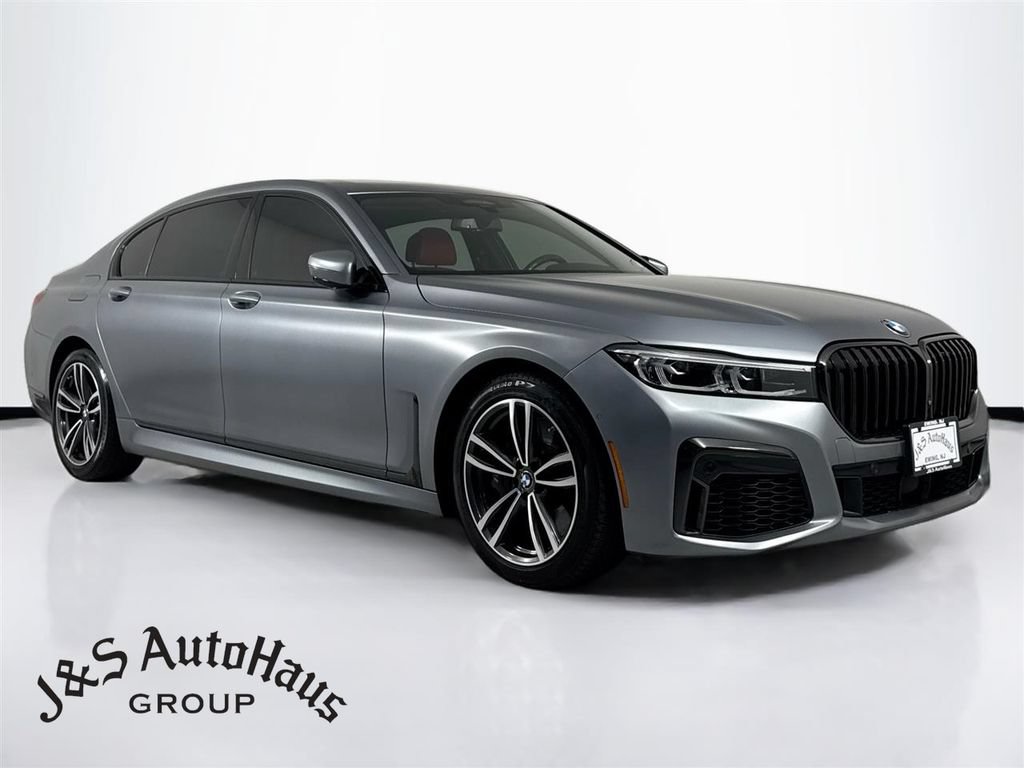 Used 2022 BMW 750i xDrive w/ Executive Package AWD/4WD image 1