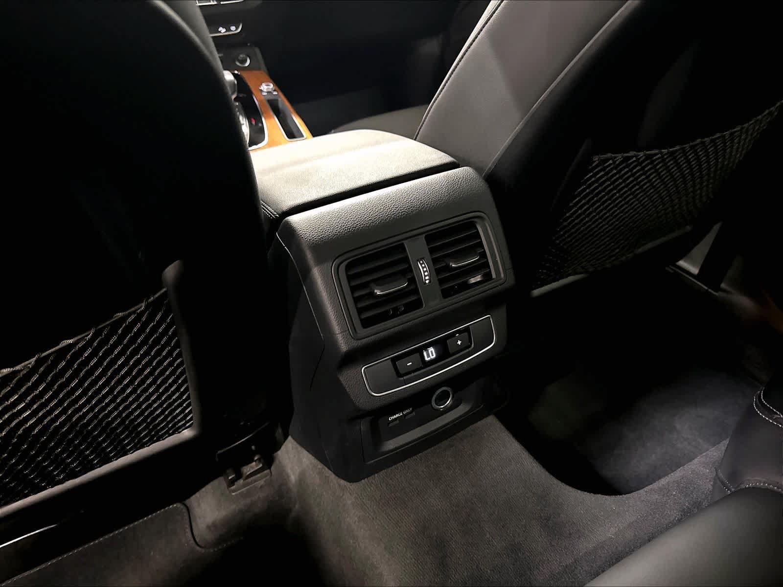 Used 2023 Audi Q5 2.0T Premium Plus w/ Premium Plus Package AWD/4WD image 34