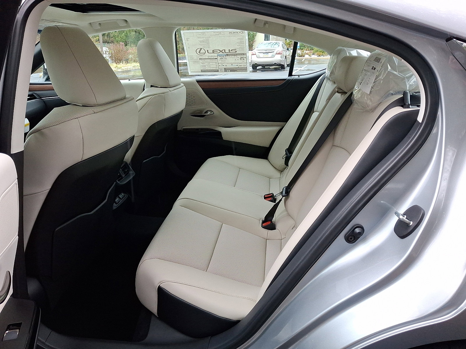 New 2025 Lexus ES 350 Premium image 6