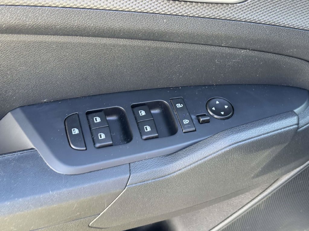 Used 2024 Kia Sportage EX AWD/4WD image 28
