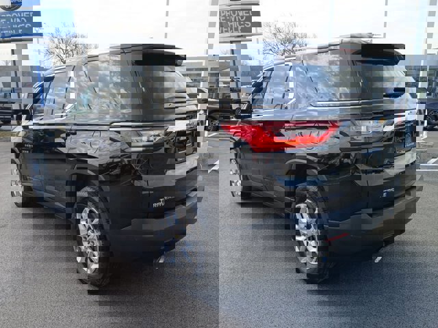 Used 2018 Chevrolet Traverse LS image 5