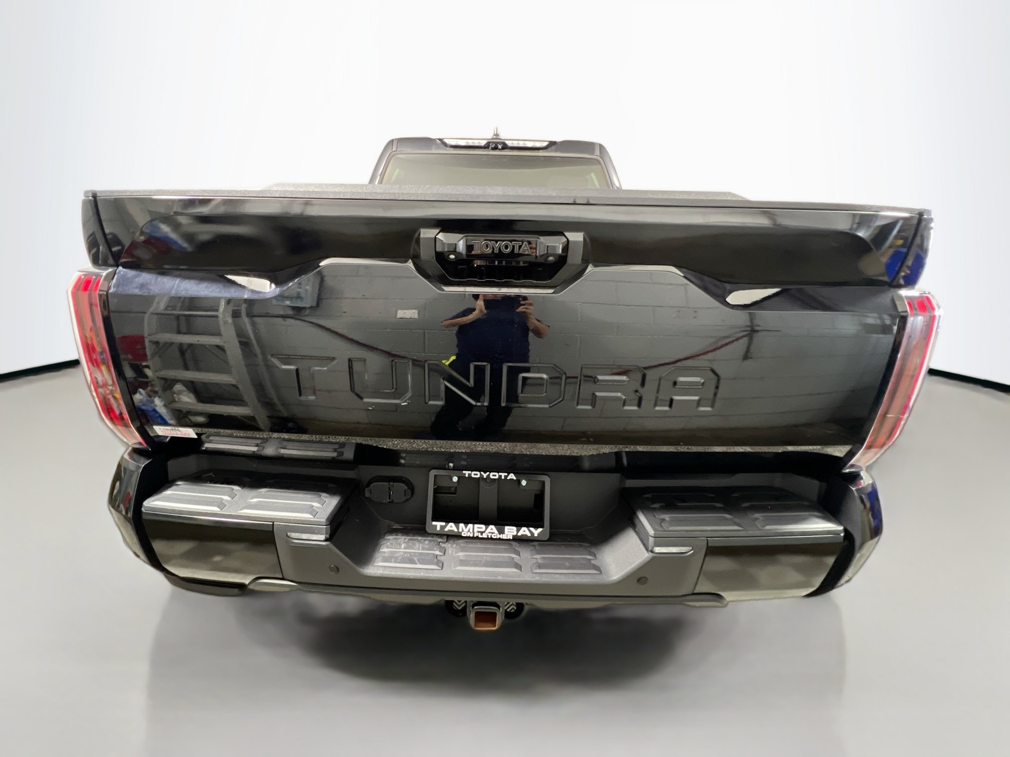 Used 2024 Toyota Tundra Platinum RWD image 6