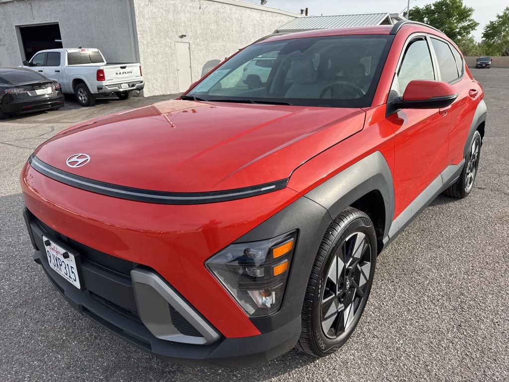 Used 2024 Hyundai Kona SEL FWD image 3