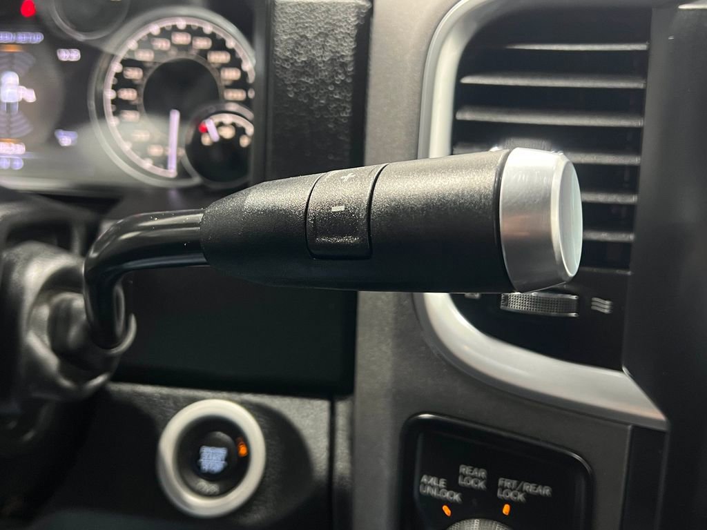Used 2018 RAM 2500 Power Wagon w/ Leather & Luxury Group AWD/4WD image 33