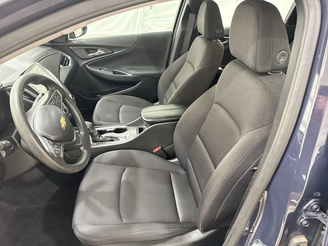 Used 2025 Chevrolet Malibu LT FWD image 18