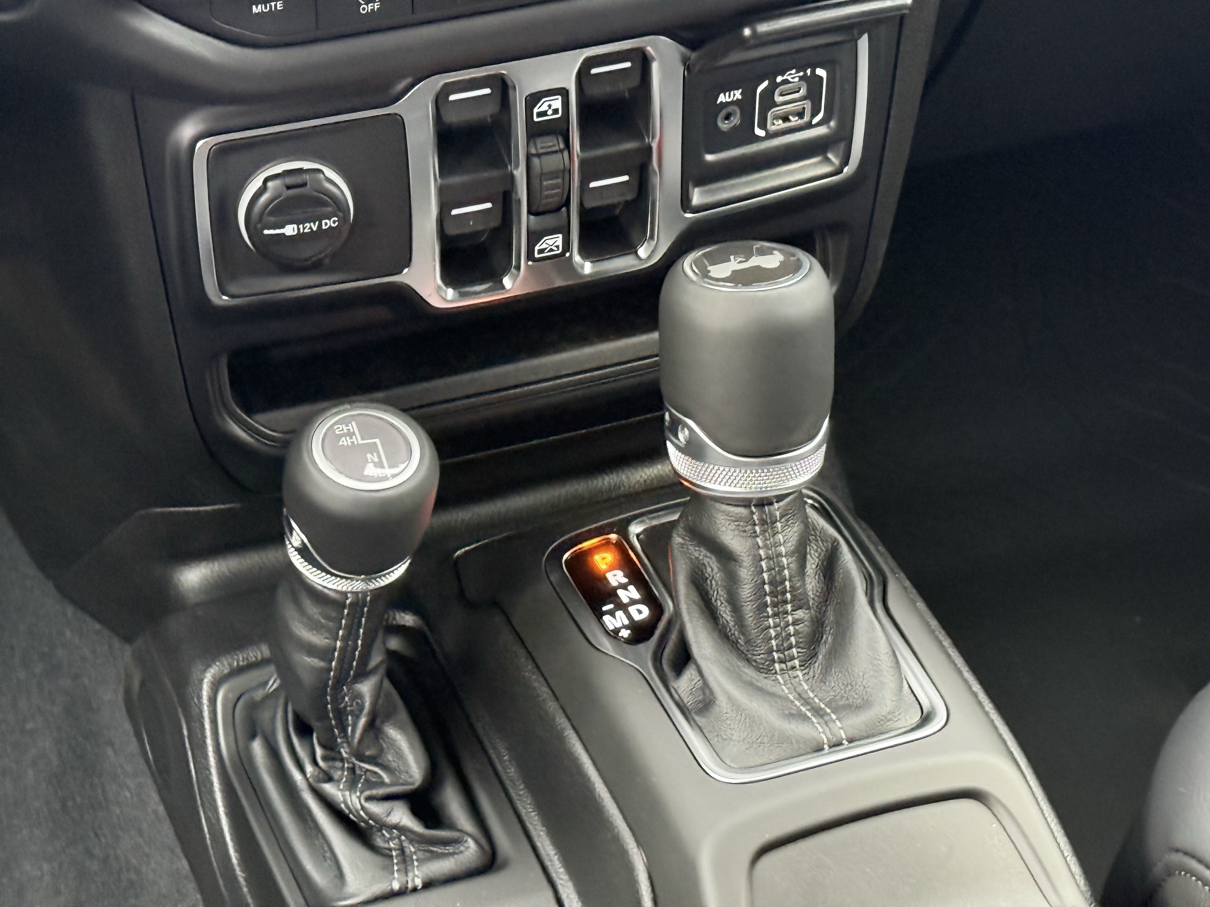 New 2026 Jeep Wrangler Unlimited Sahara AWD/4WD image 15