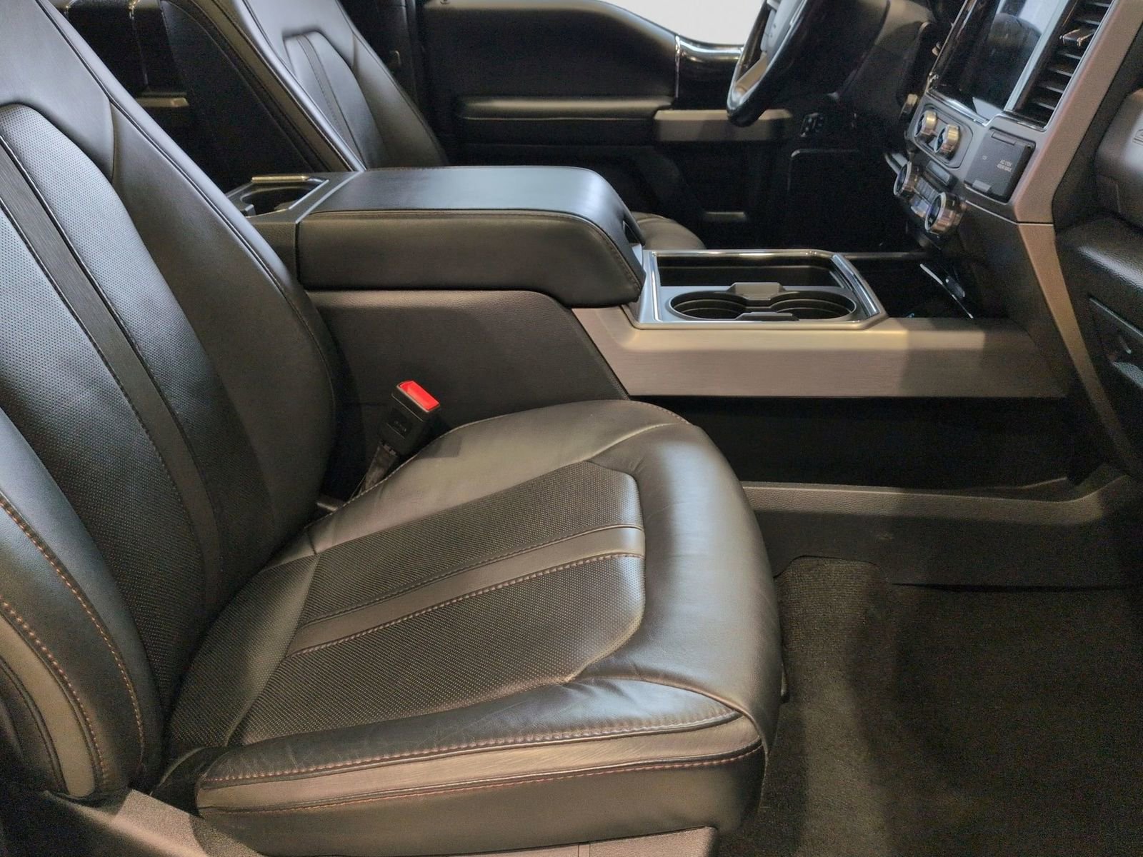 Certified 2022 Ford F250 Platinum image 27