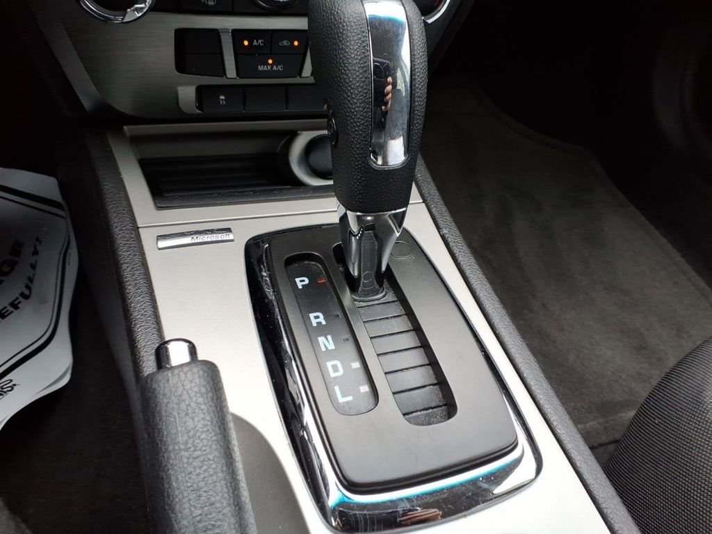 Used 2010 Ford Fusion SE image 21