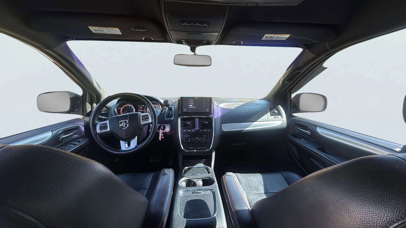 Used 2018 Dodge Grand Caravan GT image 9