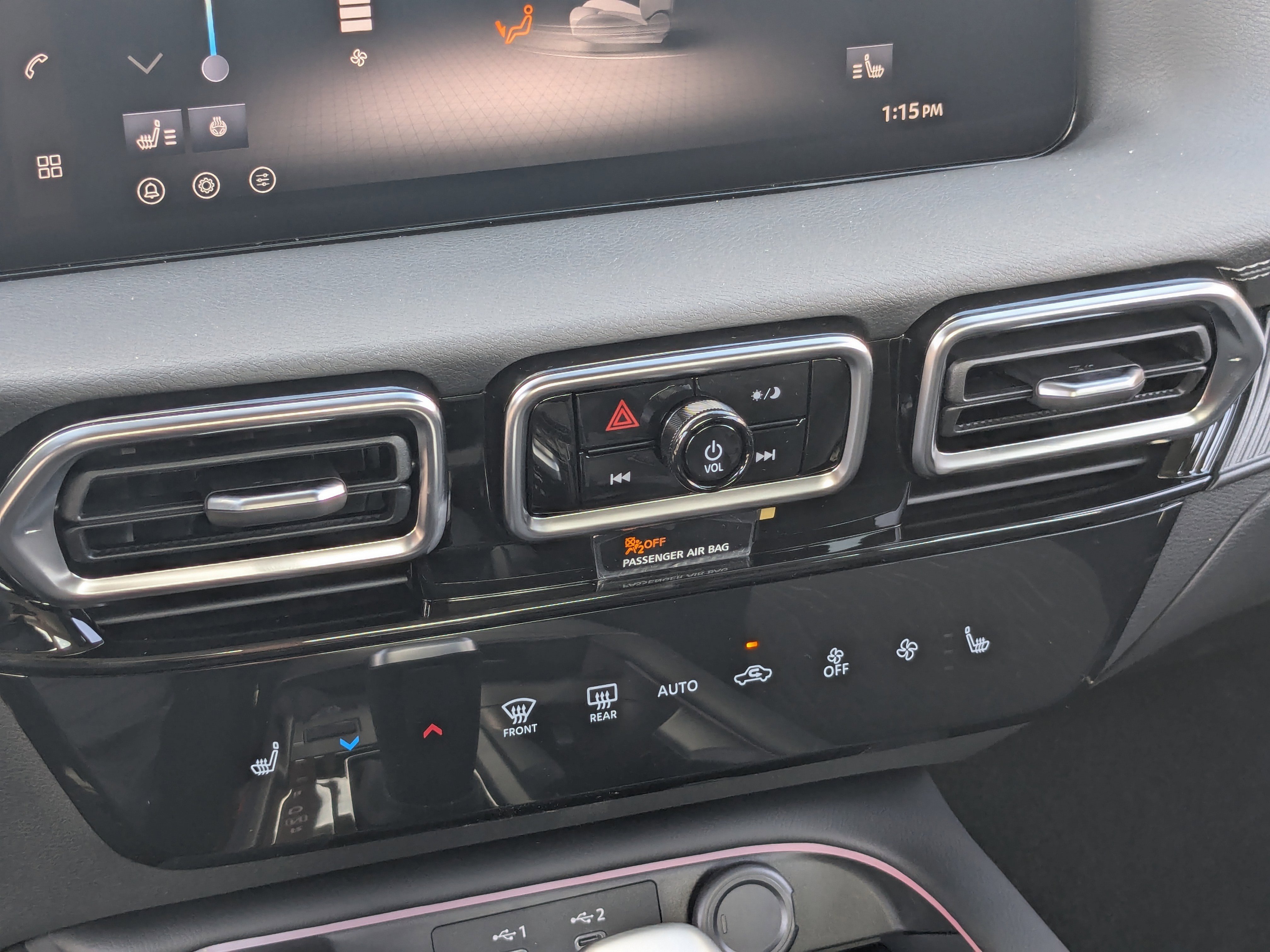 New 2026 Nissan Sentra SV w/ SV Convenience Package FWD image 17