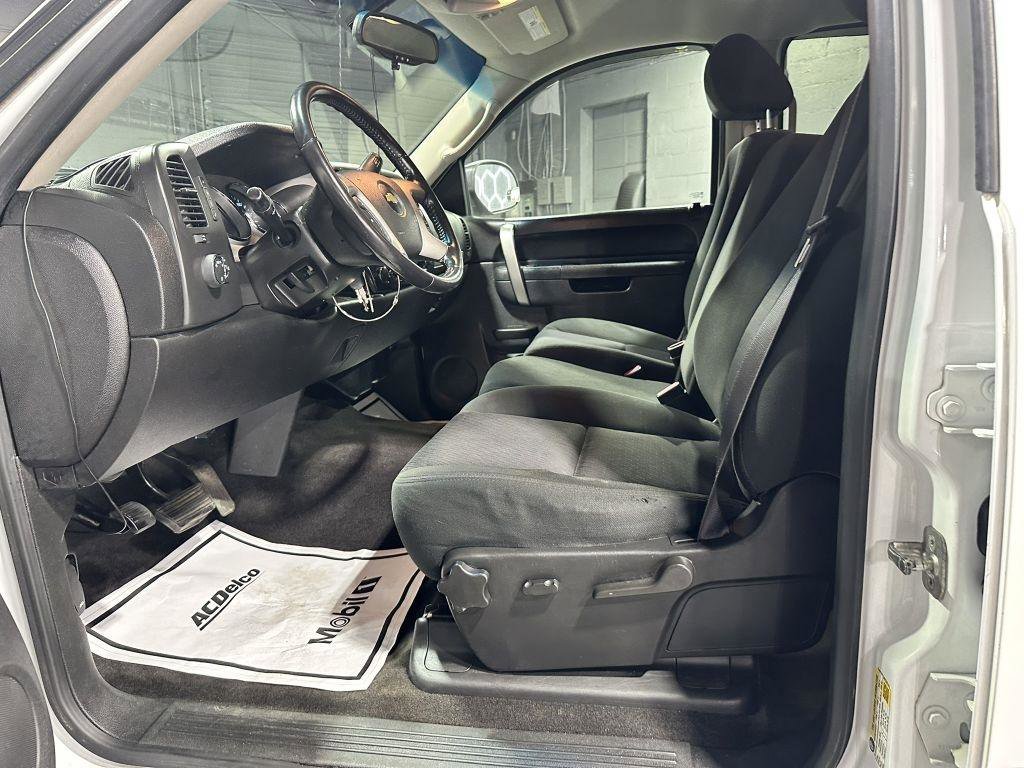 Used 2012 Chevrolet Silverado 1500 LT w/ All-Star Edition AWD/4WD image 9