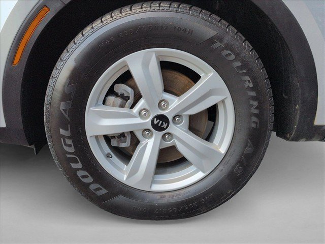 Used 2021 Kia Sorento LX FWD image 21