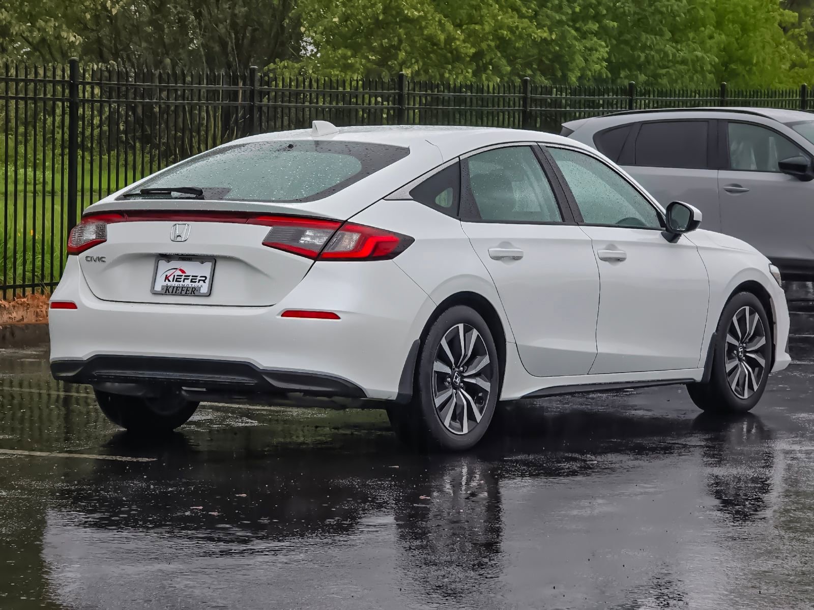 Used 2024 Honda Civic EX-L image 3