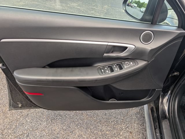 Used 2023 Hyundai Sonata SE FWD image 15