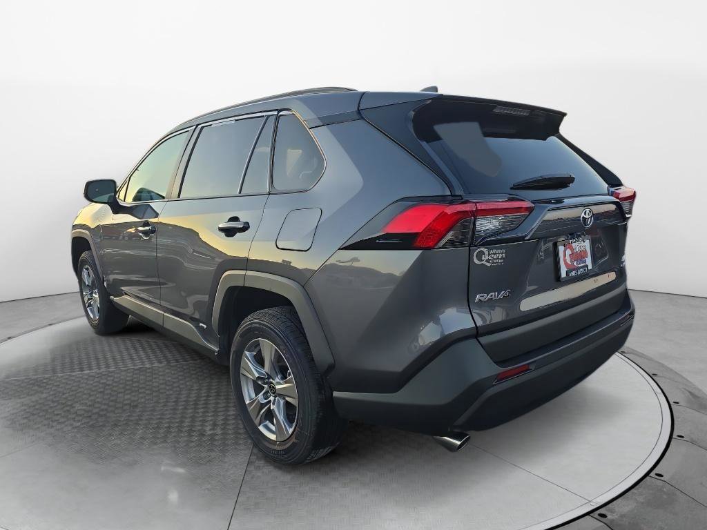 Used 2025 Toyota RAV4 LE image 3
