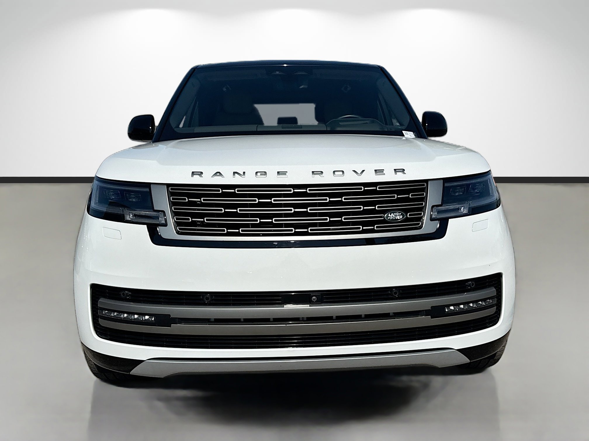 Used 2025 Land Rover Range Rover SE image 8