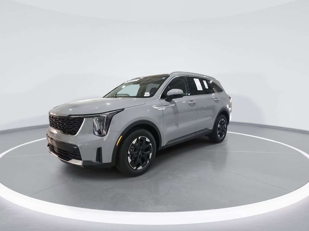 Used 2025 Kia Sorento S w/ Panoramic Sunroof Package image 4