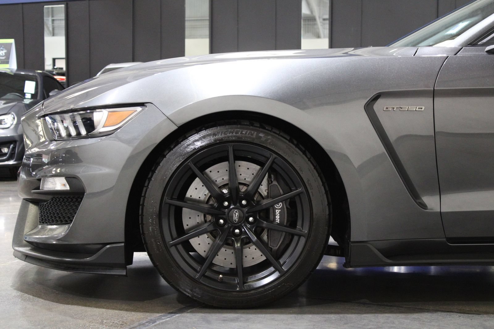 Used 2017 Ford Mustang Shelby GT350 w/ Electronics Package RWD image 9