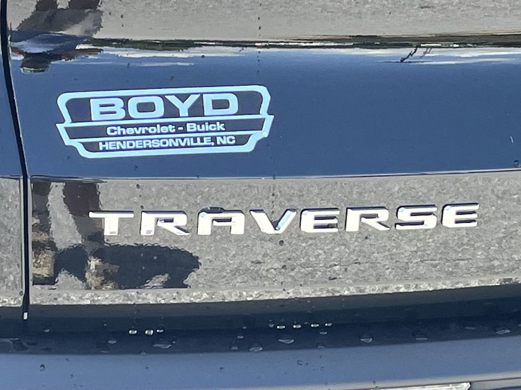 New 2025 Chevrolet Traverse LT w/ Driver Confidence Package image 31