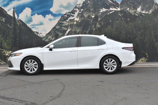 Certified 2023 Toyota Camry LE w/ Cold Weather Package AWD/4WD image 7