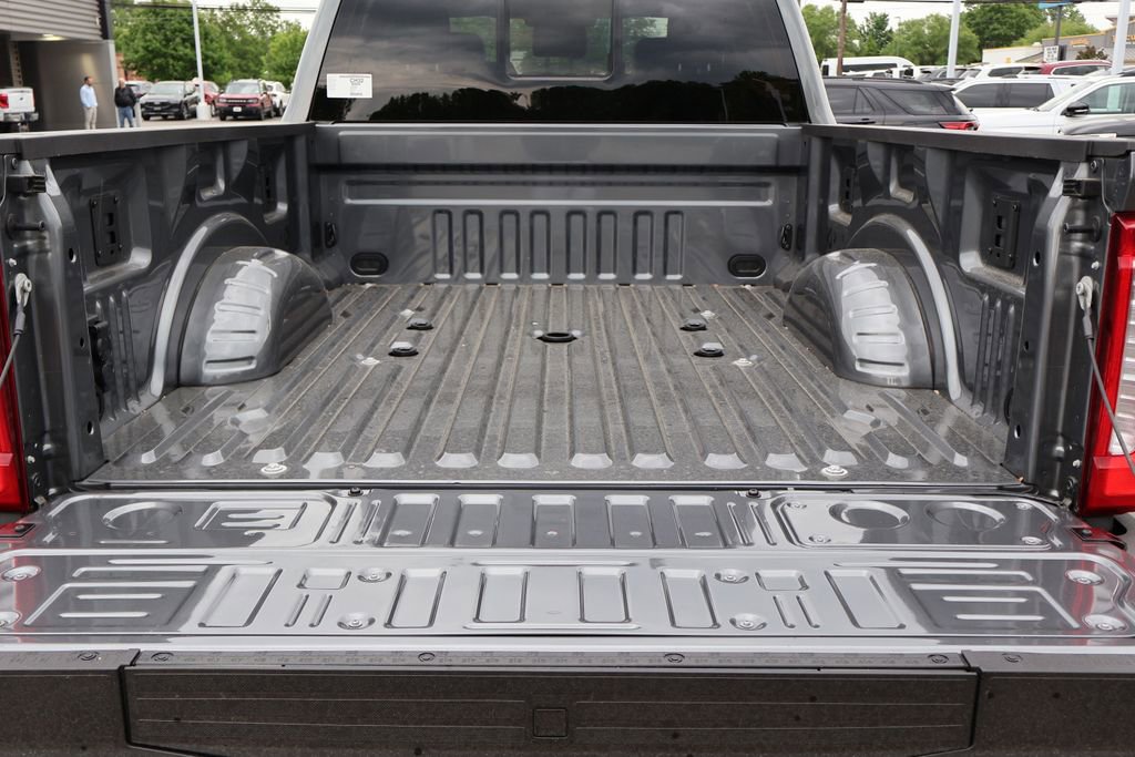 New 2026 Ford F250 Lariat w/ Lariat Premium Package AWD/4WD image 23