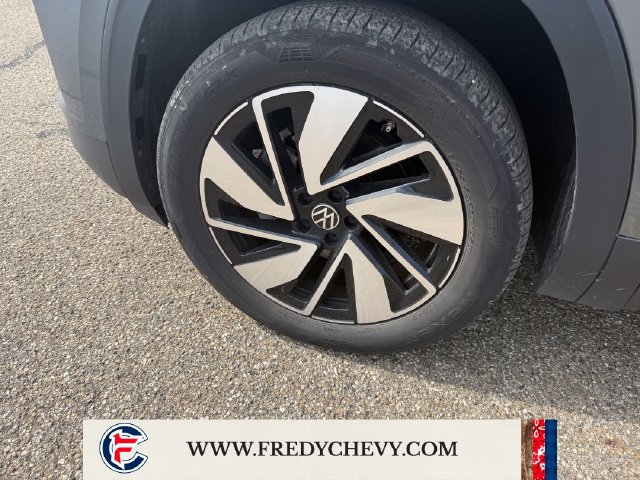 Used 2024 Volkswagen Atlas SE AWD/4WD image 9