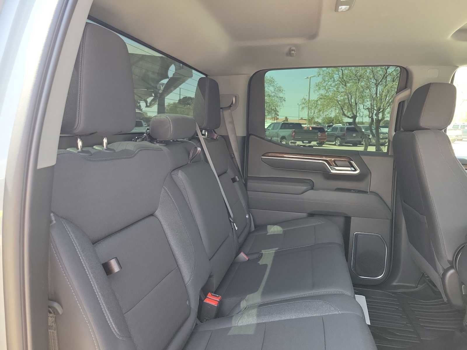 Used 2026 GMC Sierra 1500 Elevation image 18