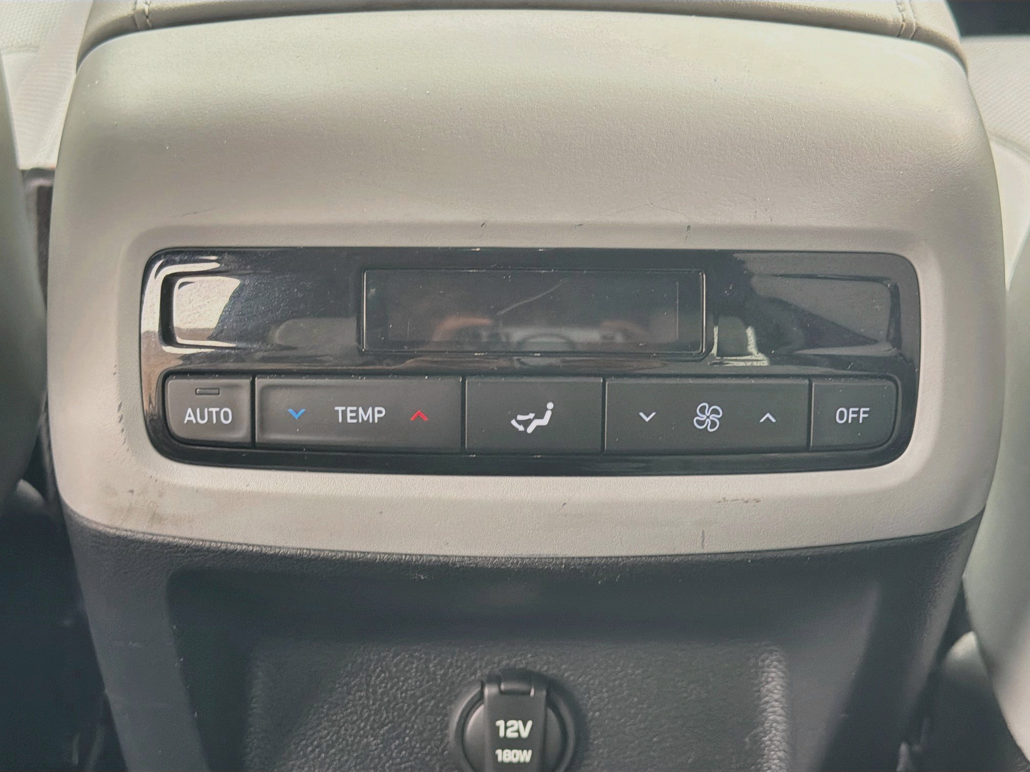 Used 2025 Hyundai Palisade SEL AWD/4WD image 28