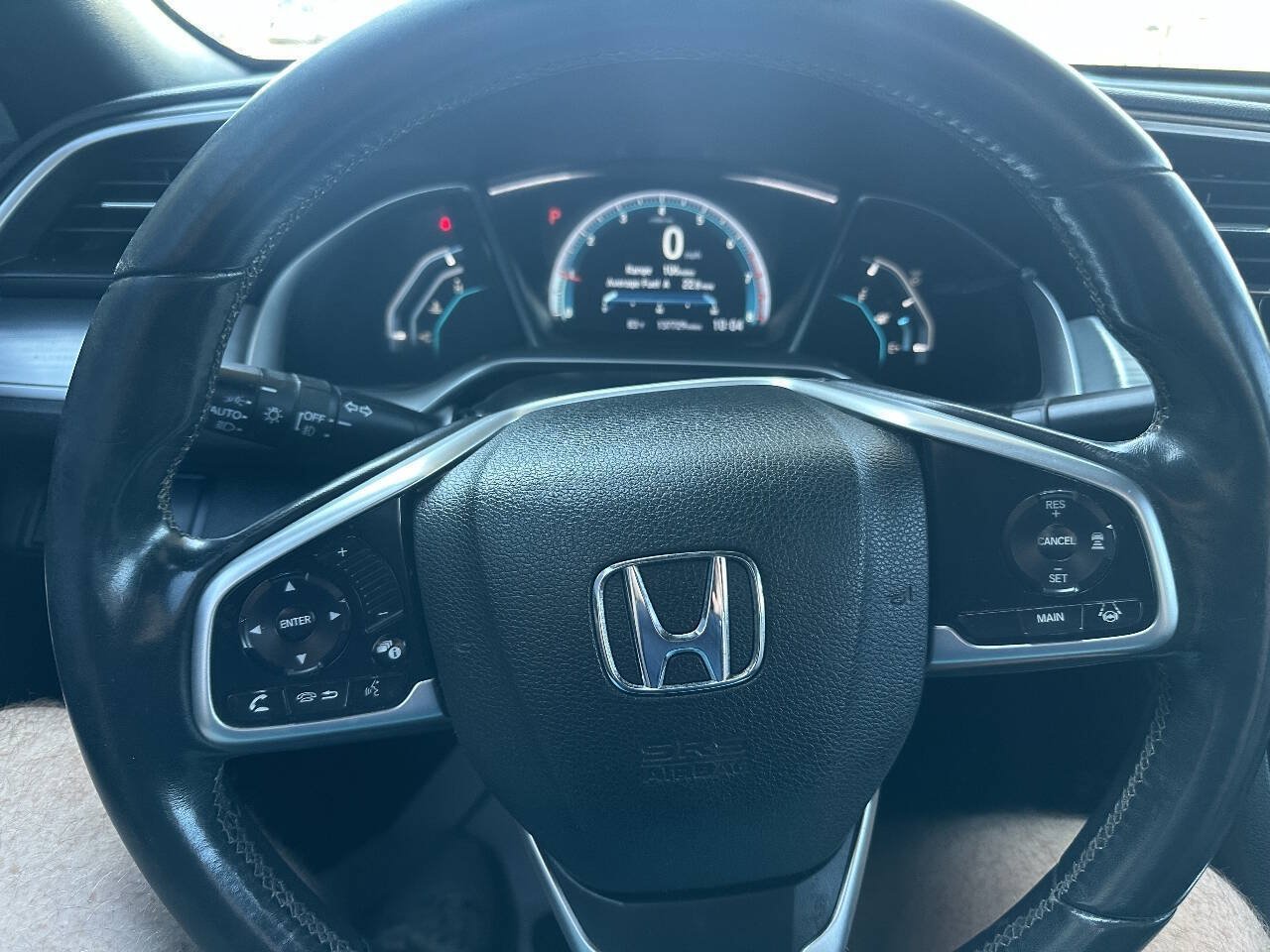 Used 2018 Honda Civic Touring image 13