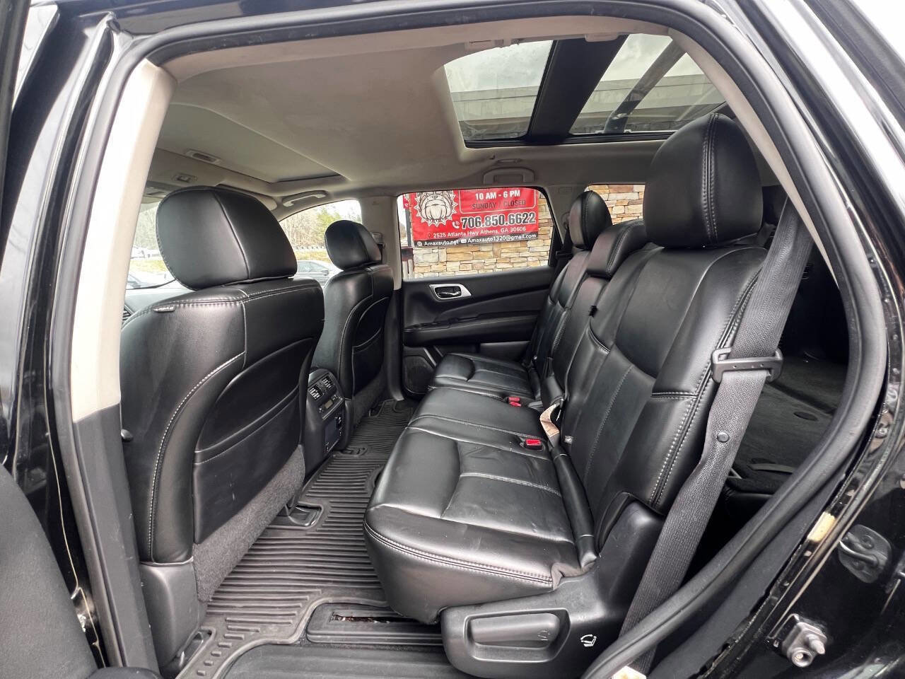 Used 2017 Nissan Pathfinder SL w/ SL Premium Package image 15