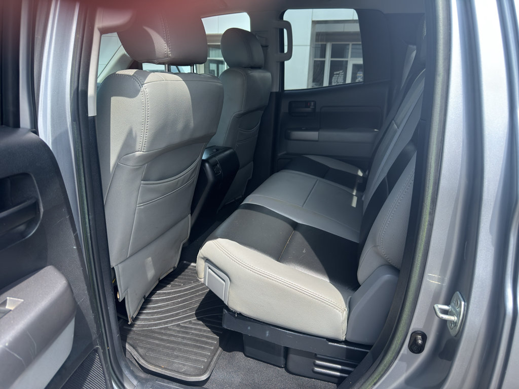 Used 2013 Toyota Tundra 4x4 Double Cab w/ SR5 Pkg image 27