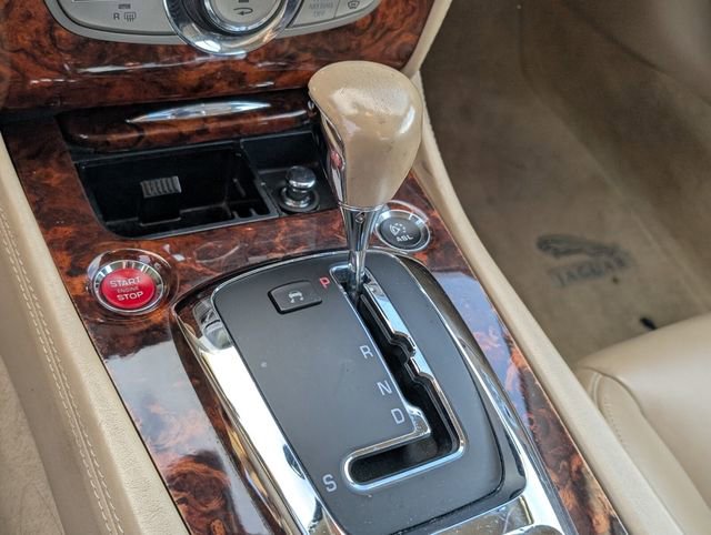 Used 2008 Jaguar XK Convertible image 16