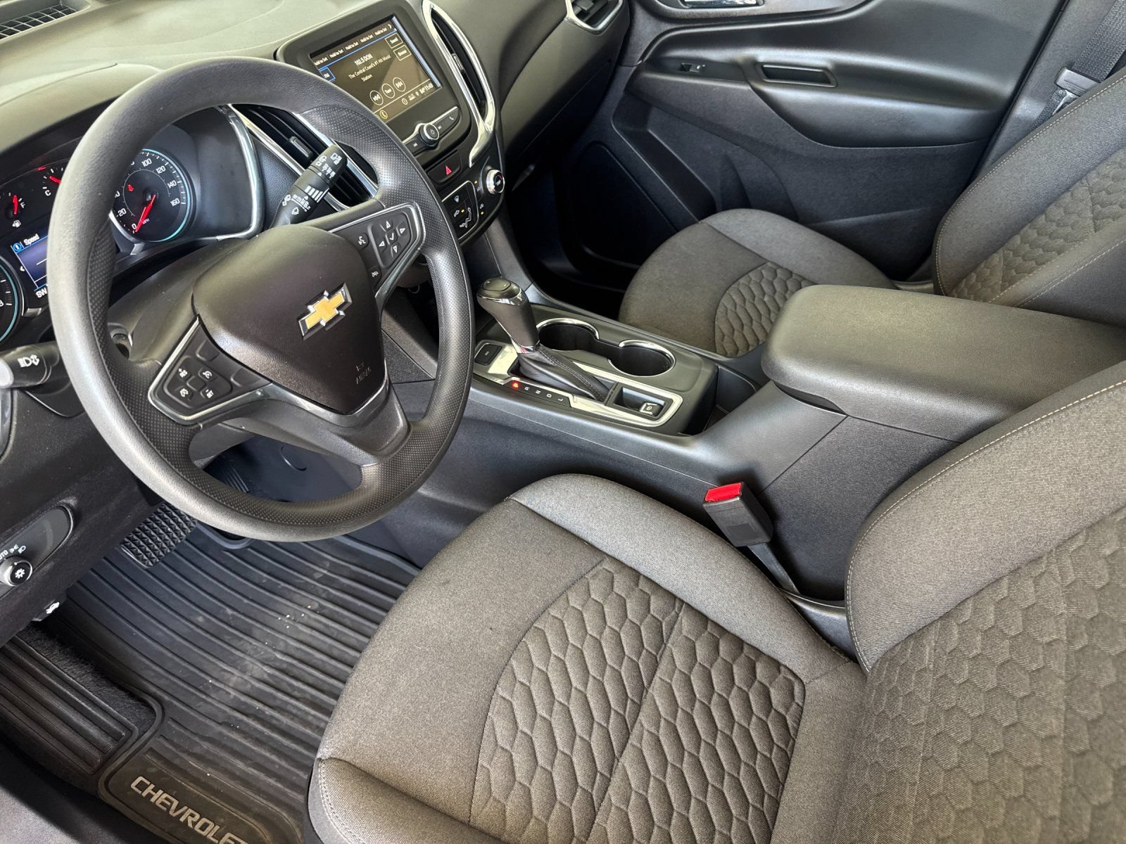 Used 2019 Chevrolet Equinox LT AWD/4WD image 9