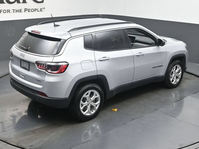 Used 2024 Jeep Compass Latitude AWD/4WD image 44