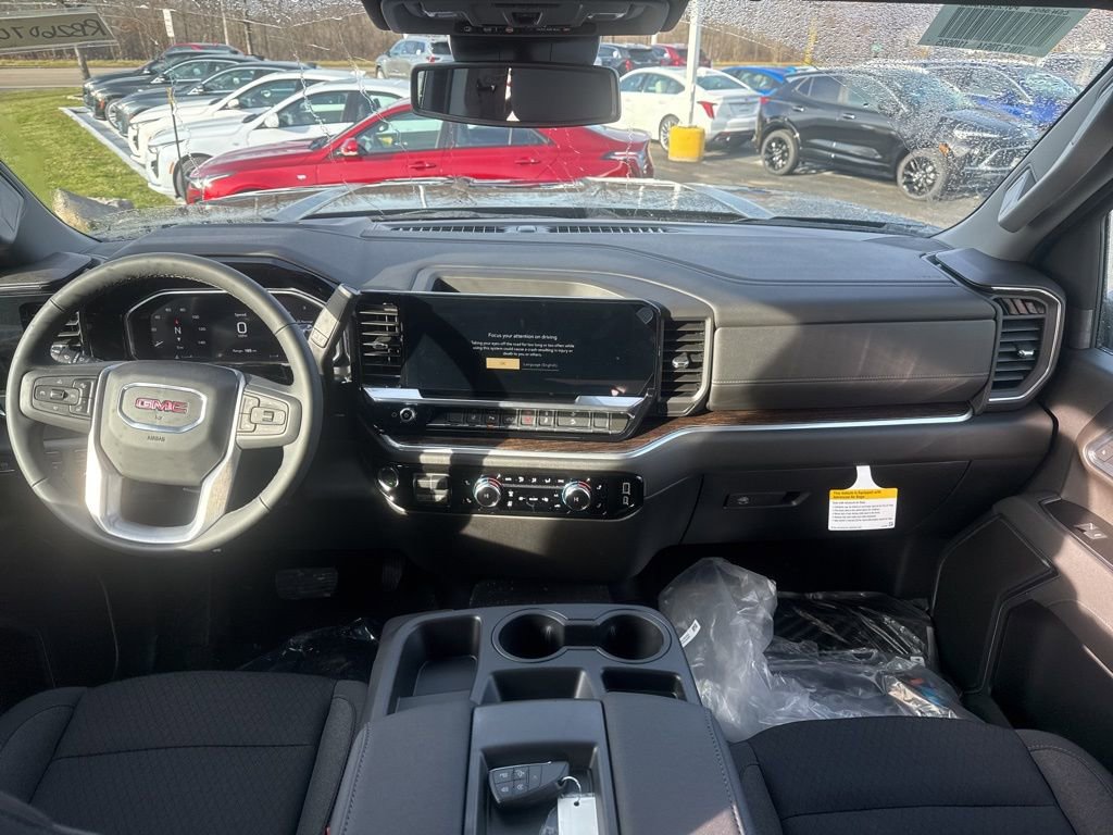 New 2026 GMC Sierra 2500 SLE image 6