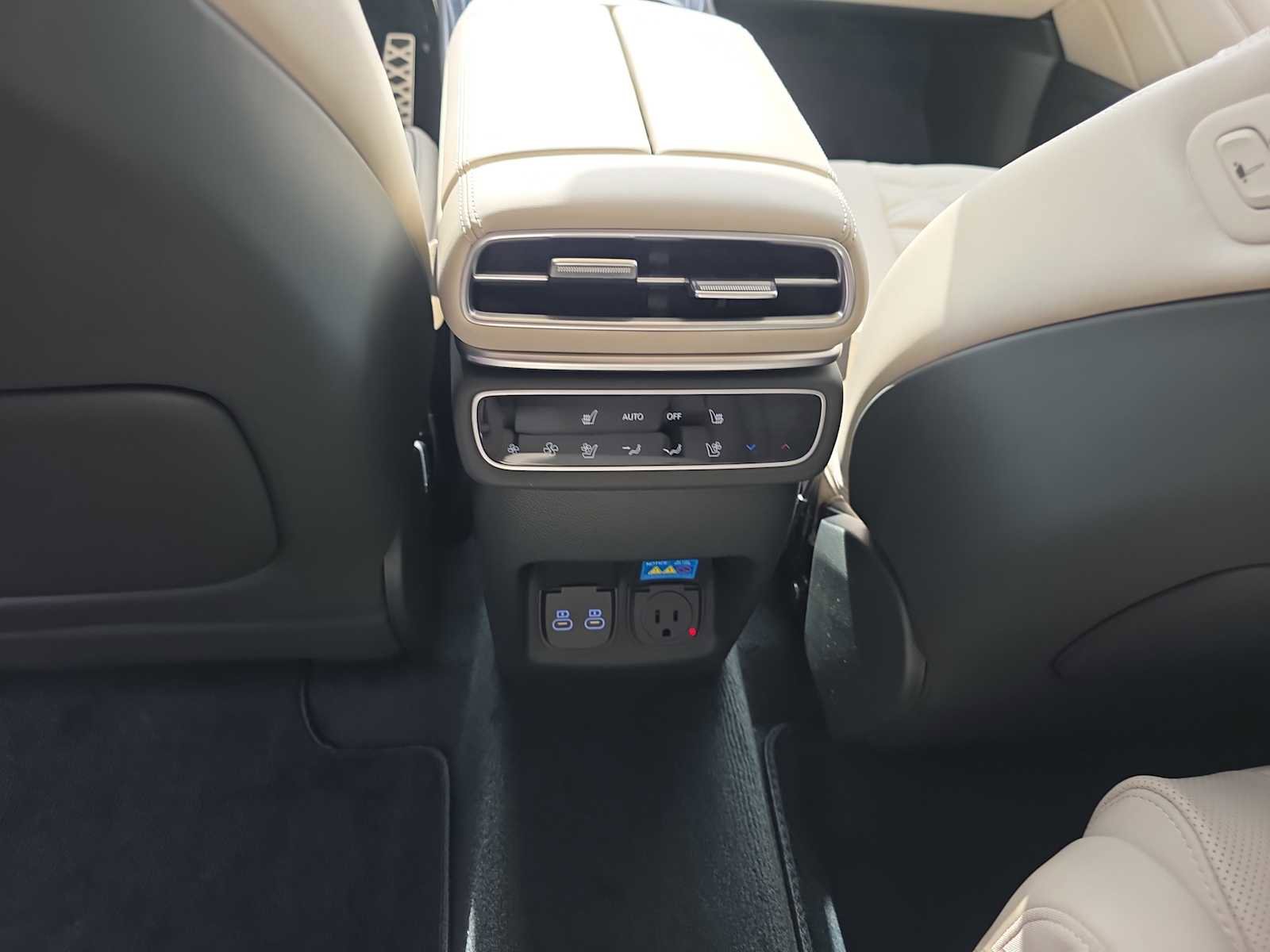 New 2026 Genesis GV80 3.5T e-SC image 26